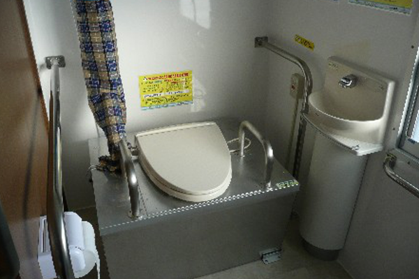 船舶でトイレを使用したい